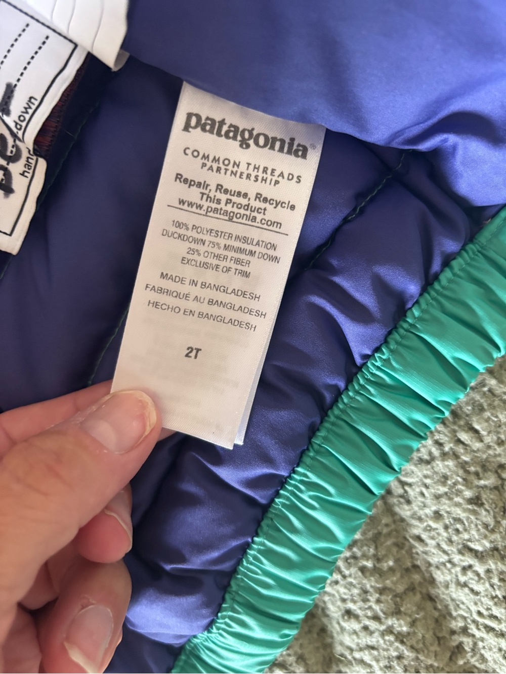 Patagonia Winter Ski Outdoors Kids quilted Down Sweater Jacket Puffer Sz 2T - Picture 7 of 8